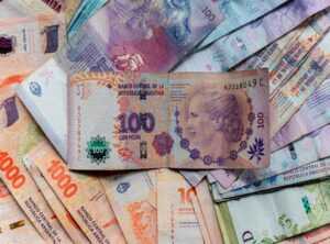 700 soles a pesos chilenos